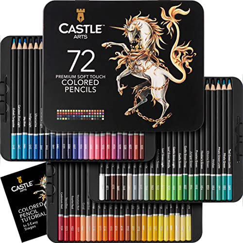 Castle Art Supplies Set di 72 Matite Colorate | Mine Colorate dall’Anima Morbida per Artisti, Professionisti e Coloristi Adulti | Protette e Organizzate in un Cofanetto di Presentazione in Metallo