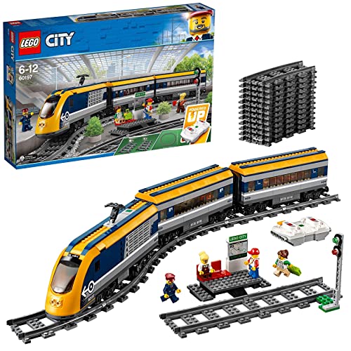 LEGO City Treno Passeggeri, Giocattolo Telecomandato per Bambini di 6-12 anni, Connessione Remota Bluetooth, 60197