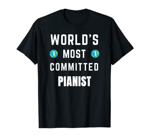 Testo divertente che dice il pianista più impegnato al mondo Magli...